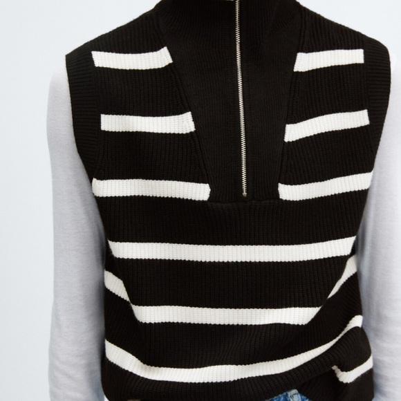 Mango | Striped vest with zipper - Picture 2 of 2